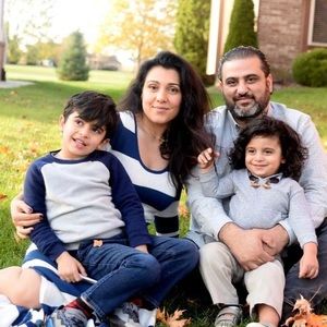 Meet your Posher, Ziad